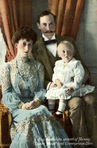 haakon_maud_olav_colorise_1905_2